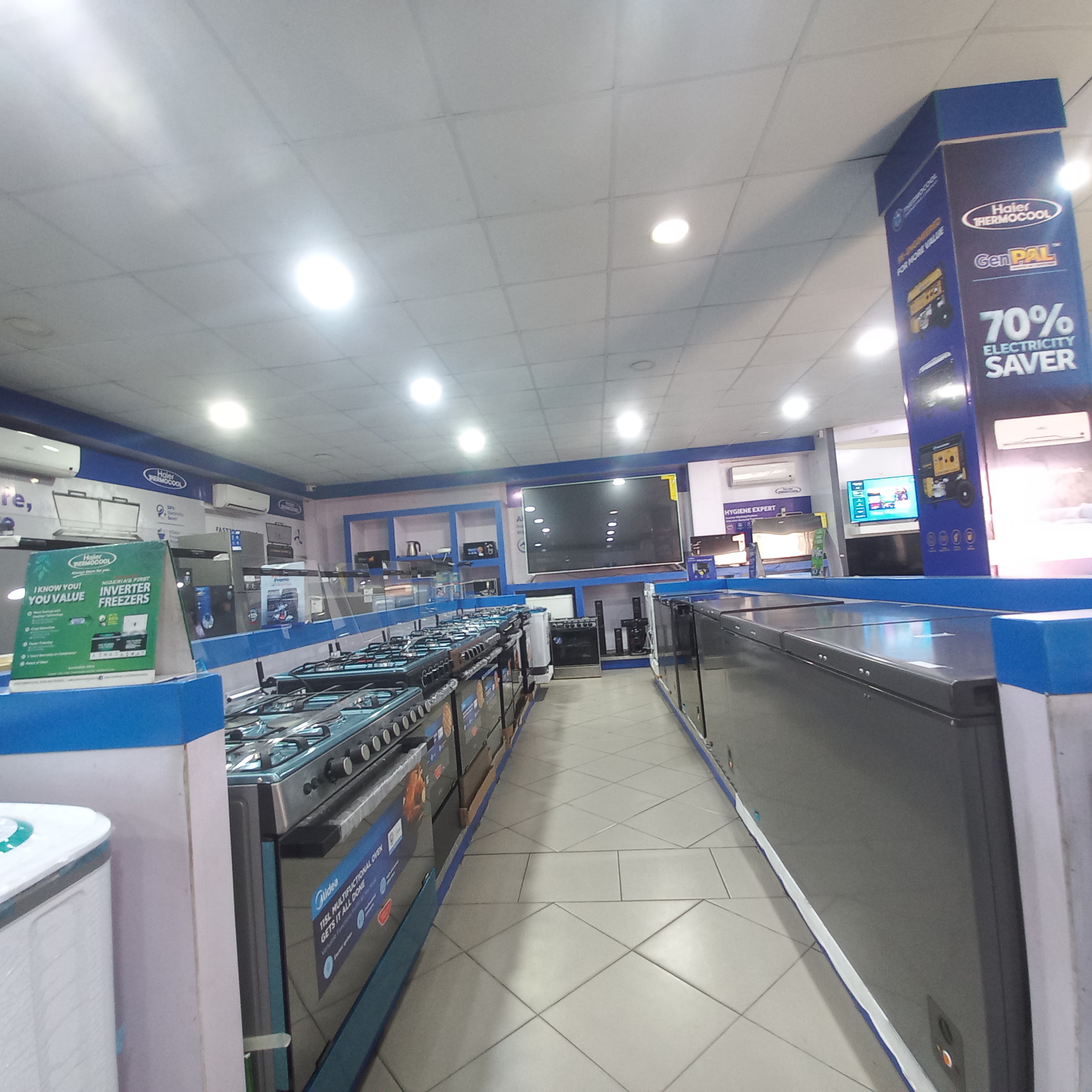 Oyigbo Showroom showroom